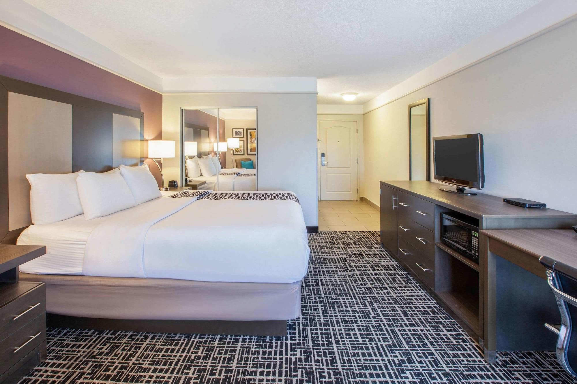 La Quinta By Wyndham Cincinnati Airport Флоренция Экстерьер фото